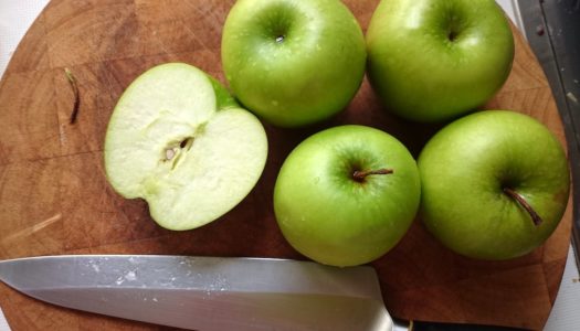 Чем обрабатывают яблоки? Воском и парафином